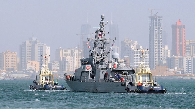 Американский корабль в Бахрейне